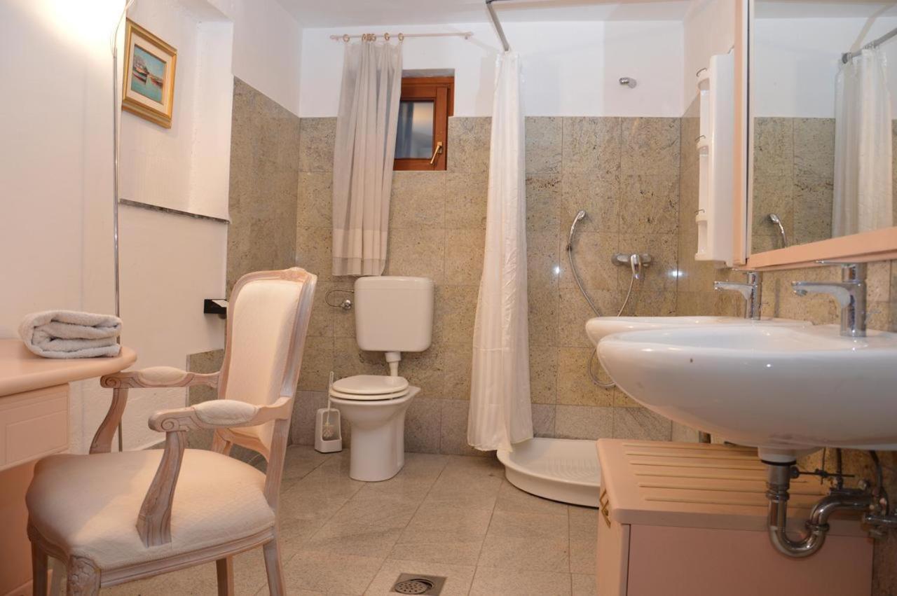Apartments Agata Nova Vas  ภายนอก รูปภาพ